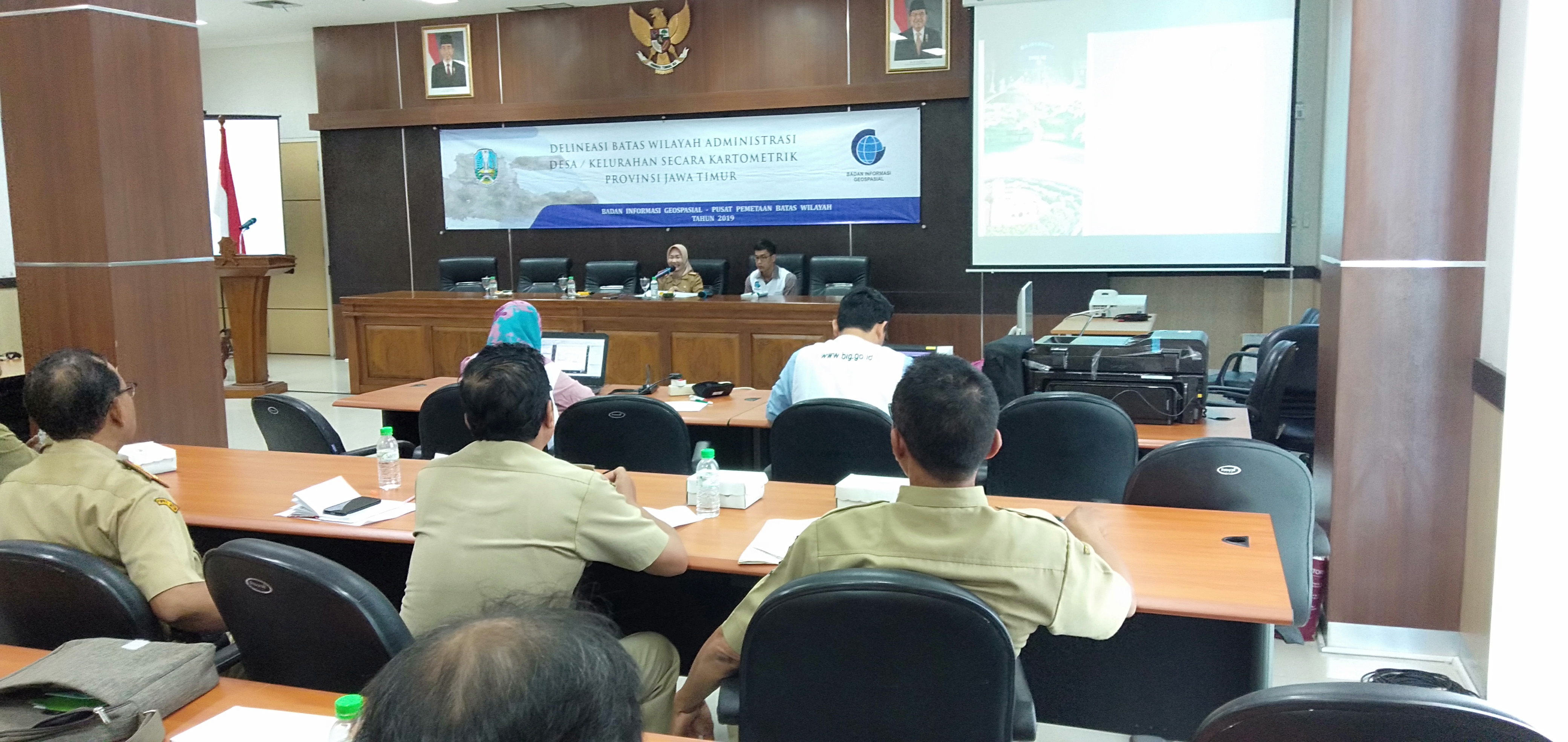 DELINIASI BATAS DESA SECARA KARTOMETRIK