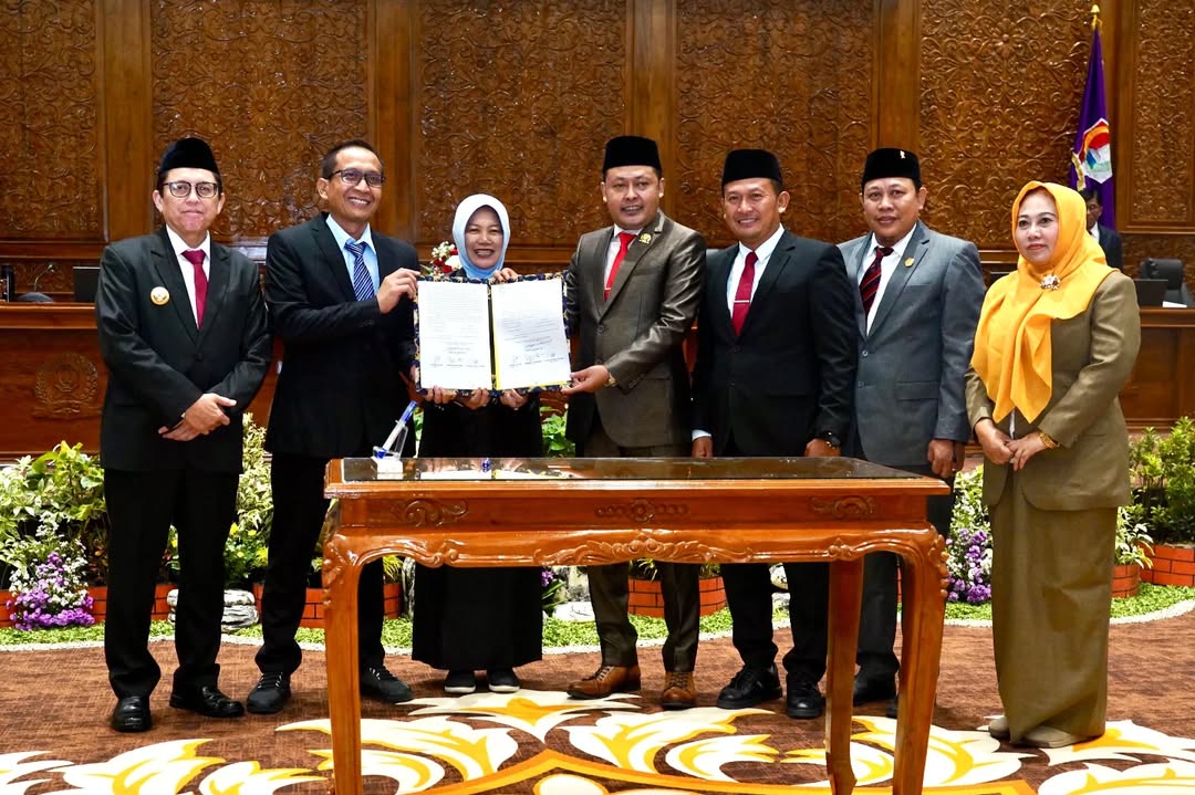 Serah Terima Jabatan Bupati Bojonegoro: Awal Baru Kepemimpinan Daerah